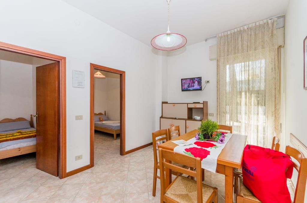 Condominio Brionetta Bibione Bagian luar foto