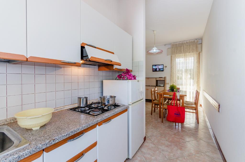 Condominio Brionetta Bibione Bagian luar foto